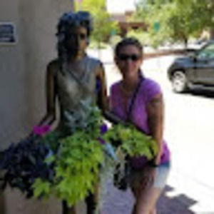 Meet your Posher, Angela